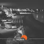 #256 Sea & Sun View By Holidays Апартаменти *